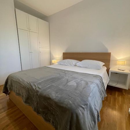 Apartments Mali Ivo Nin Eksteriør billede