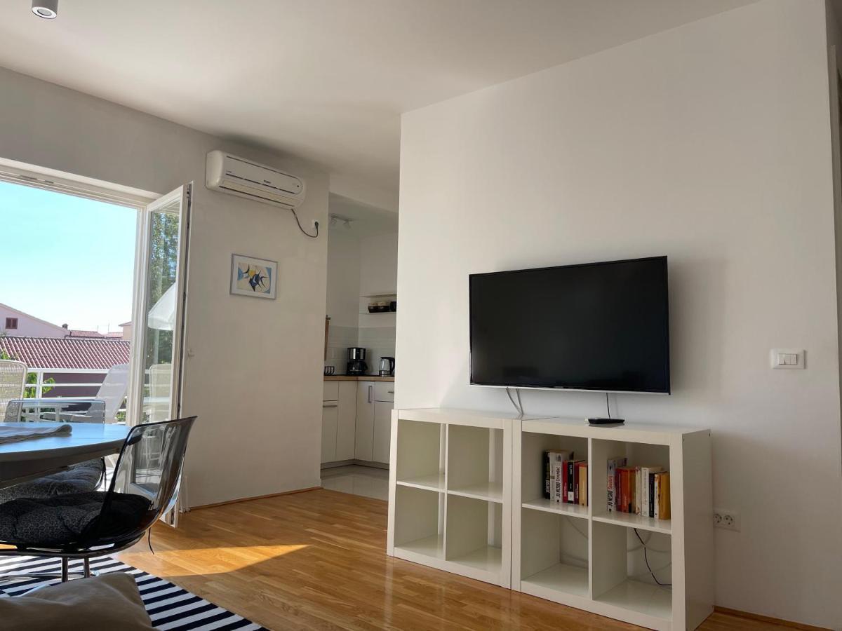 Apartments Mali Ivo Nin Eksteriør billede